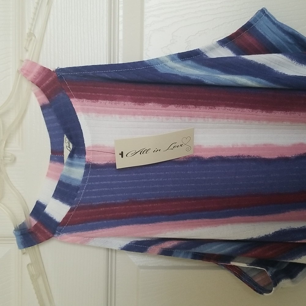 Nwt Supper Cute Tank